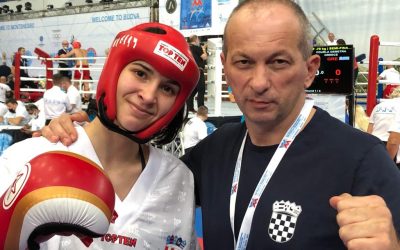 Lara Mihalić je juniorska Europska prvakinja u kickboxingu